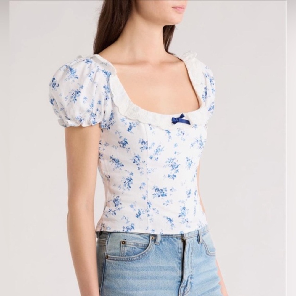 Reformation Alice Puff Sleeve Linen Top in Orlaya